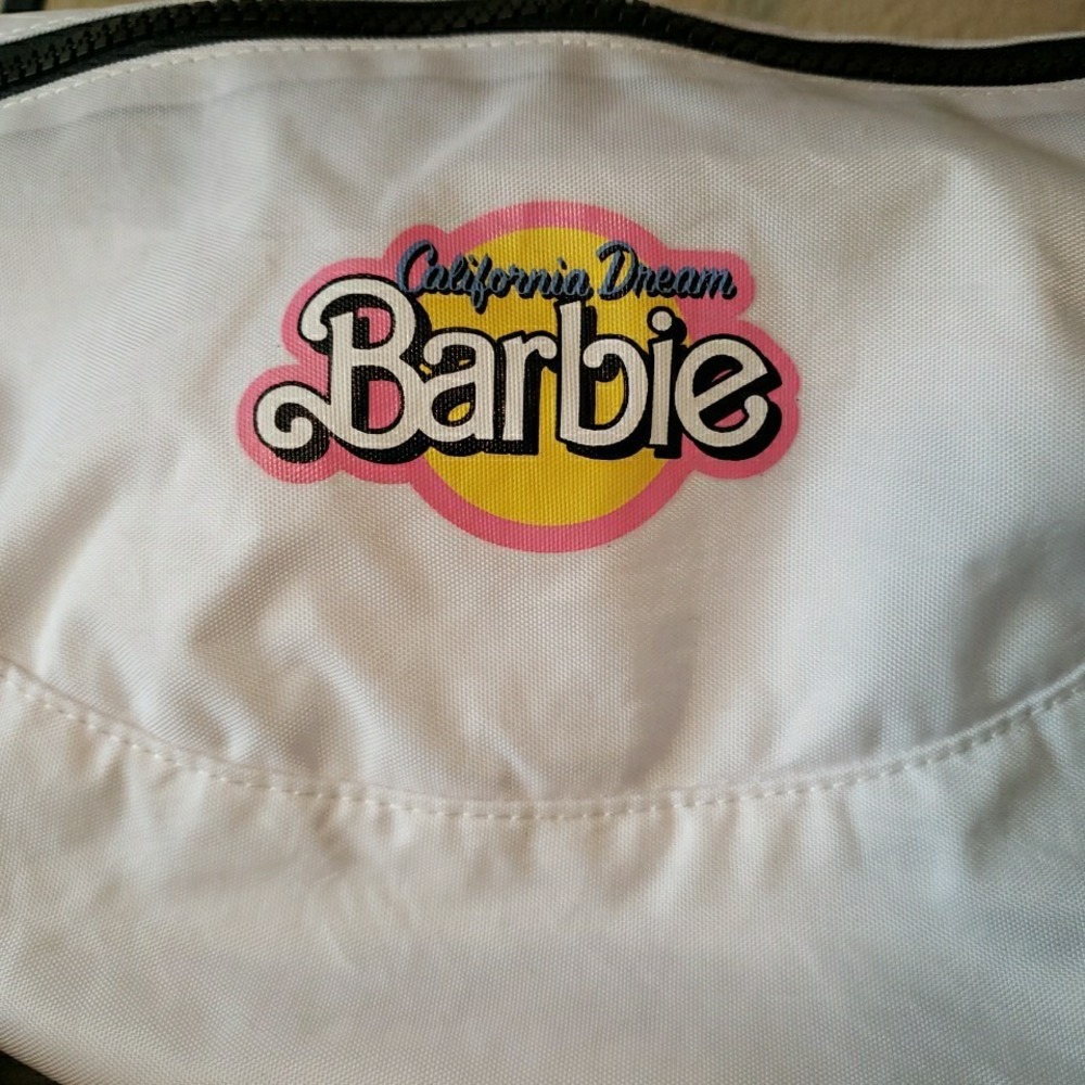 NWT BARBIE X‎ PACSUN COLLAB 80s/90s Style Fanny Pack Nylon - Picture 2 of 4